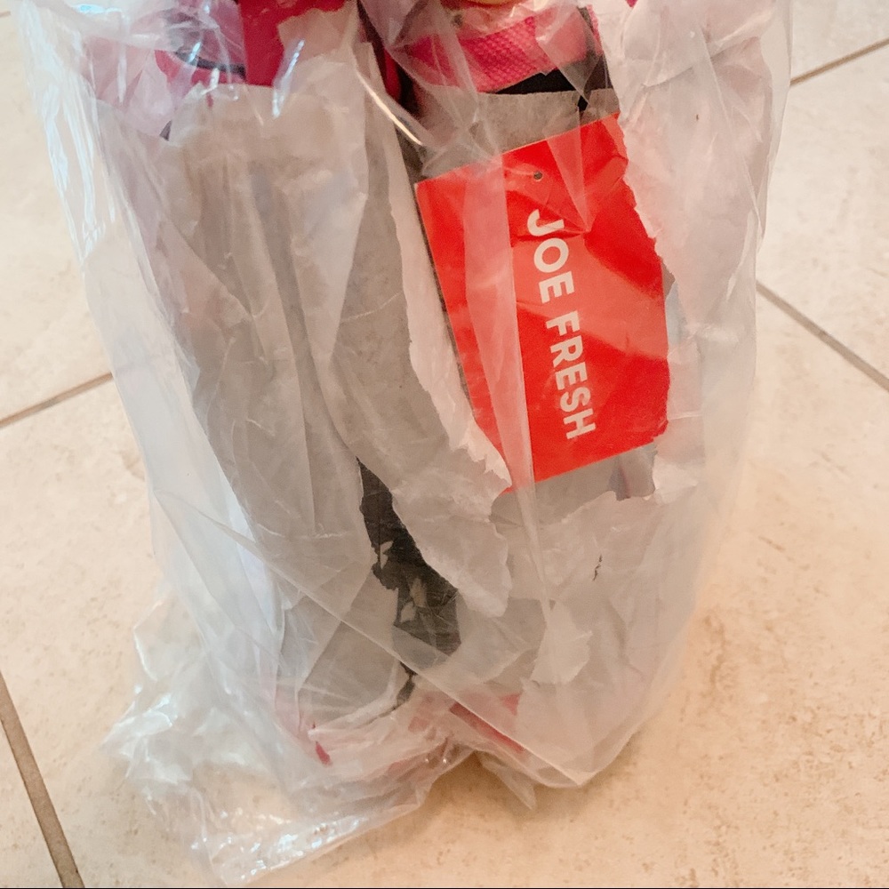 Joe Fresh Floral print buckle rain boot - kid - Picture 3 of 4